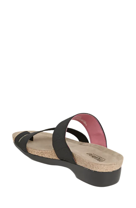 Munro Women's Aries Comfortable Sandal - Black Fabric - Image 2