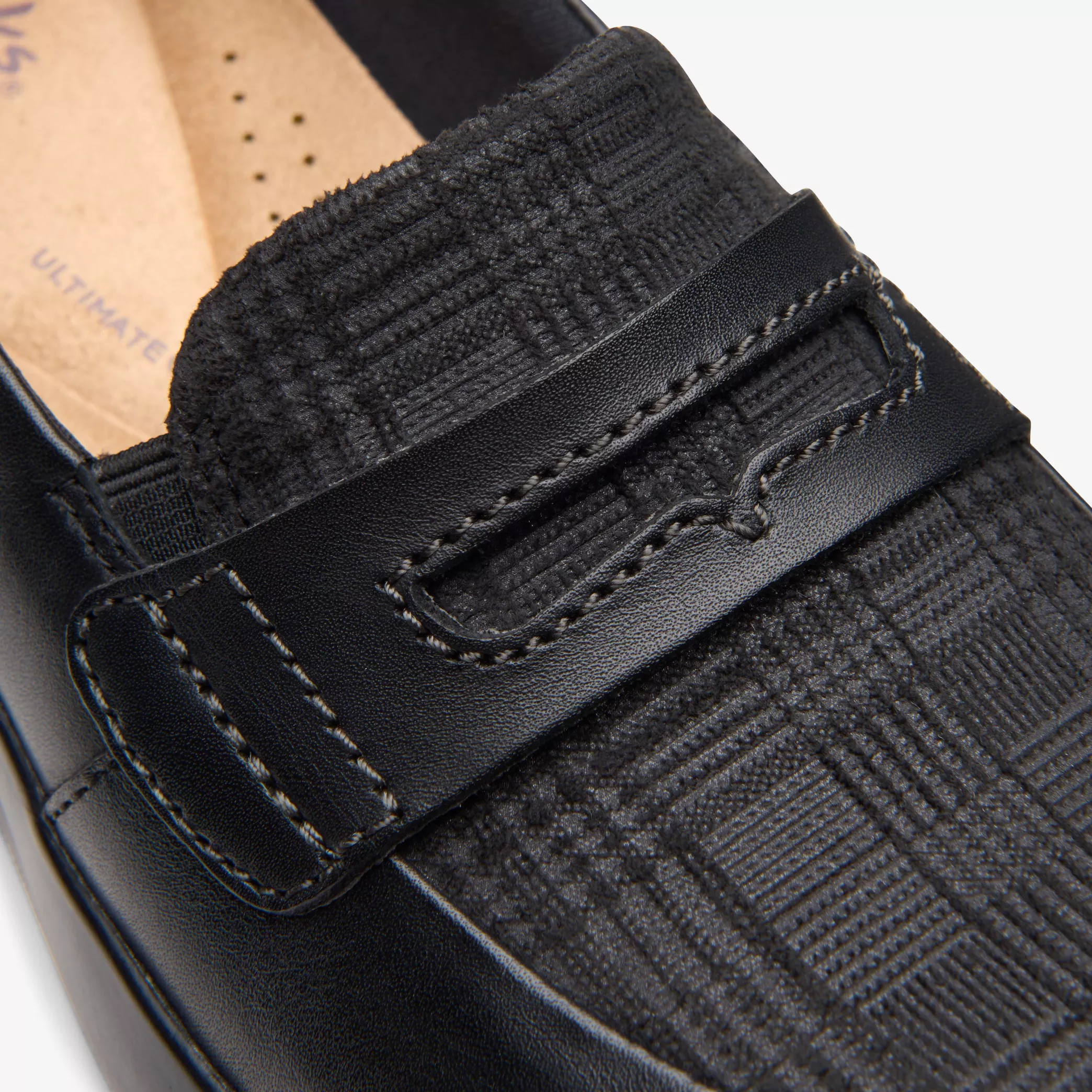 Clarks Women's Ellowyn Penny Loafer - Black - Image 6