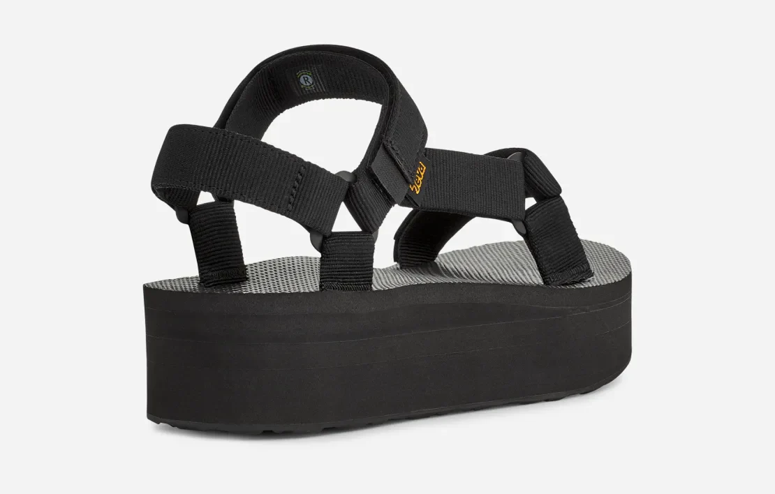 Teva Women's Flatform Universal Sandal - Black - Image 4