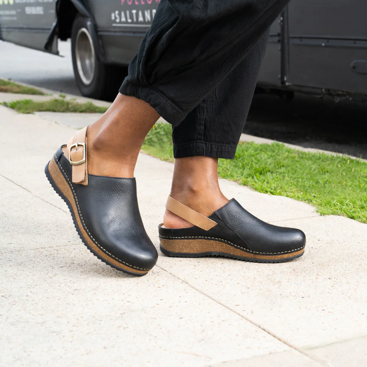 Dansko Women's Merrin Waxy Milled Mule - Black - Image 7