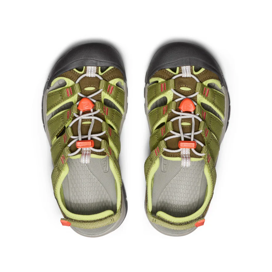 Keen Big Kids' (Sizes 1-7) Newport Boundless Youth Sandal - Dark Olive/Scarlet Ibis - Image 5