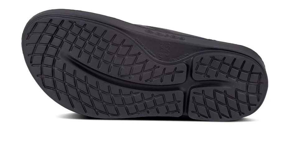 Oofos Unisex OOriginal Thong Sandal Black - Image 4
