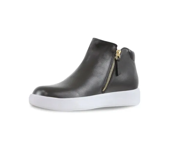 Munro Women's Viera Mid Sneaker - Black - Image 2